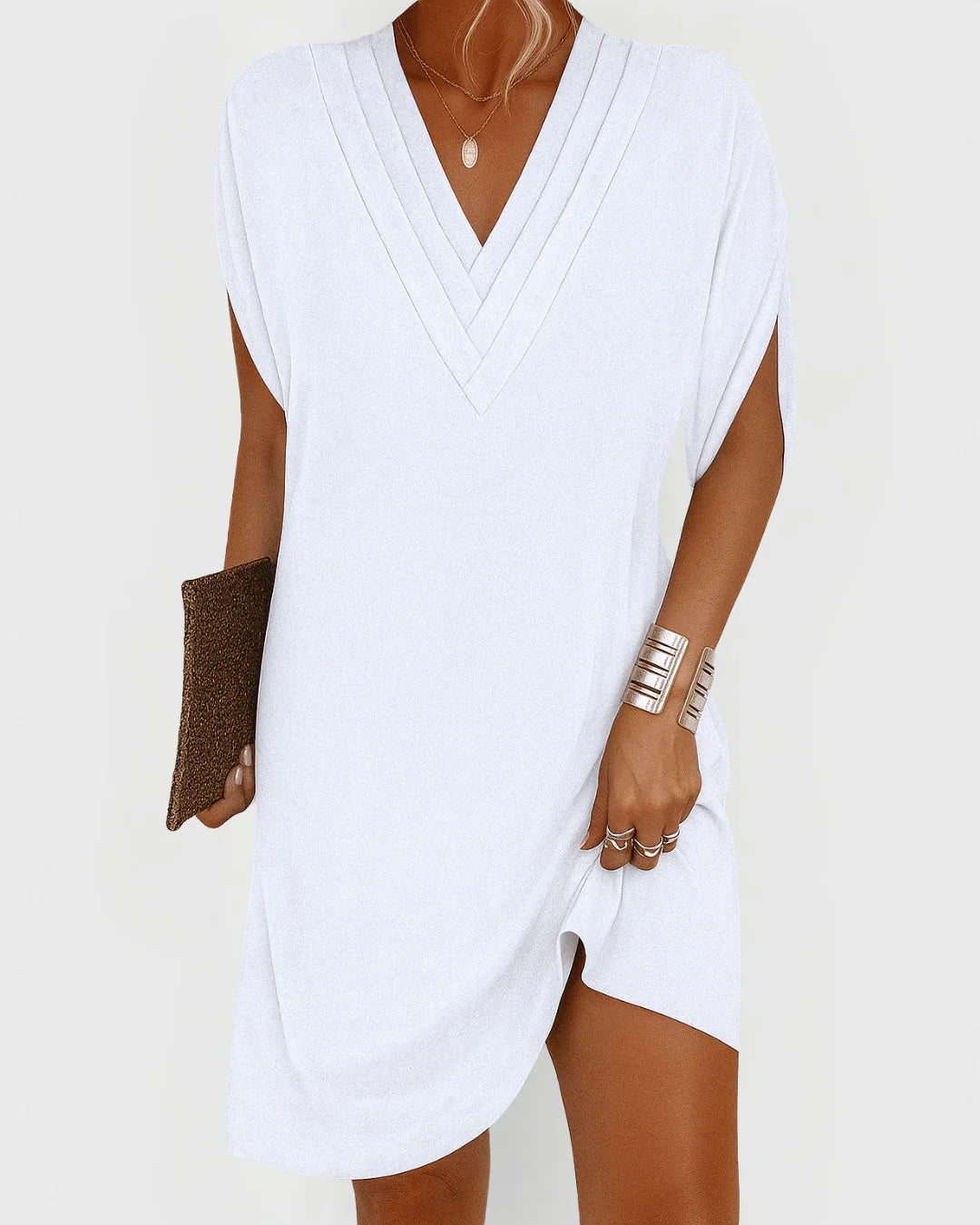 AFRODITA | VESTIDO ELEGANTE CON CORTE FAVORECEDOR Y ESCOTE EN V - ZYRO