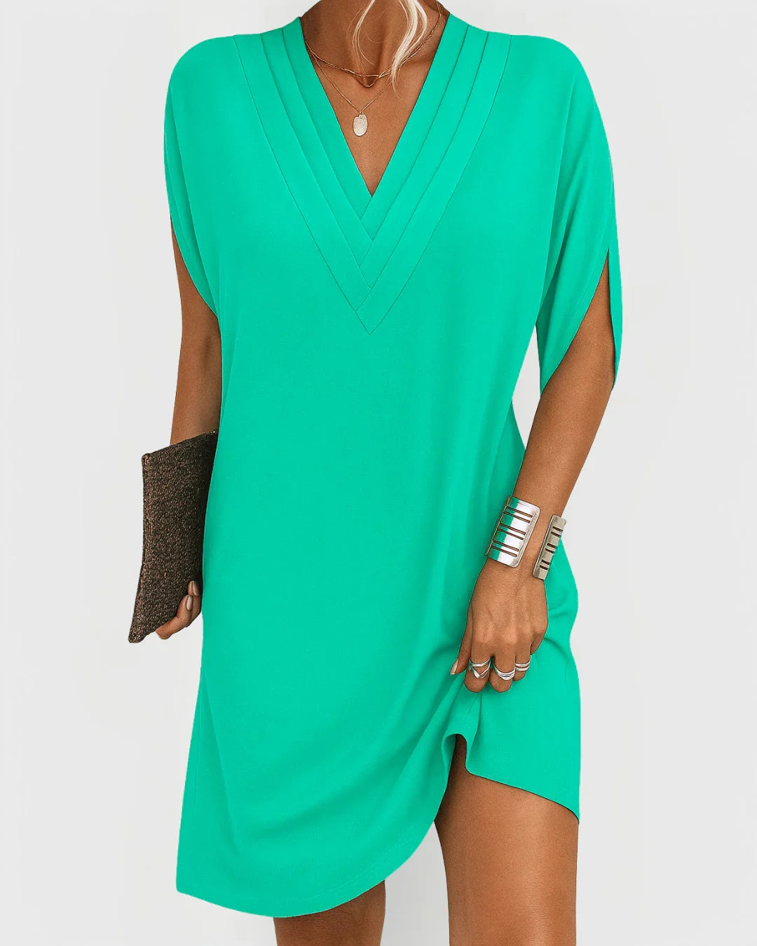 AFRODITA | VESTIDO ELEGANTE CON CORTE FAVORECEDOR Y ESCOTE EN V - ZYRO