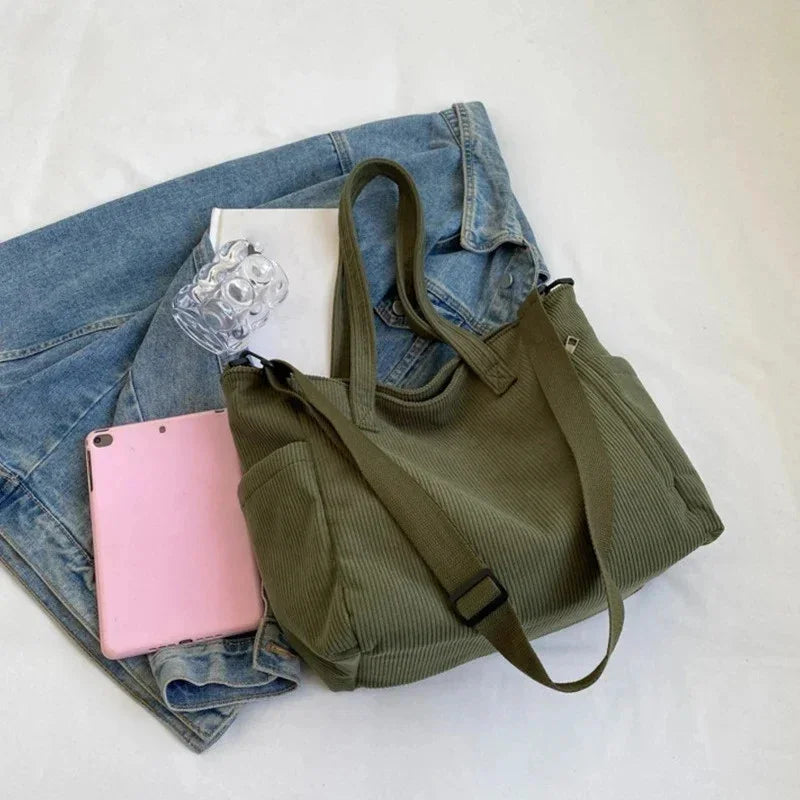BOLSO TOTE ACANALADO ALMA CON DETALLE DE CUERDA - ZYRO