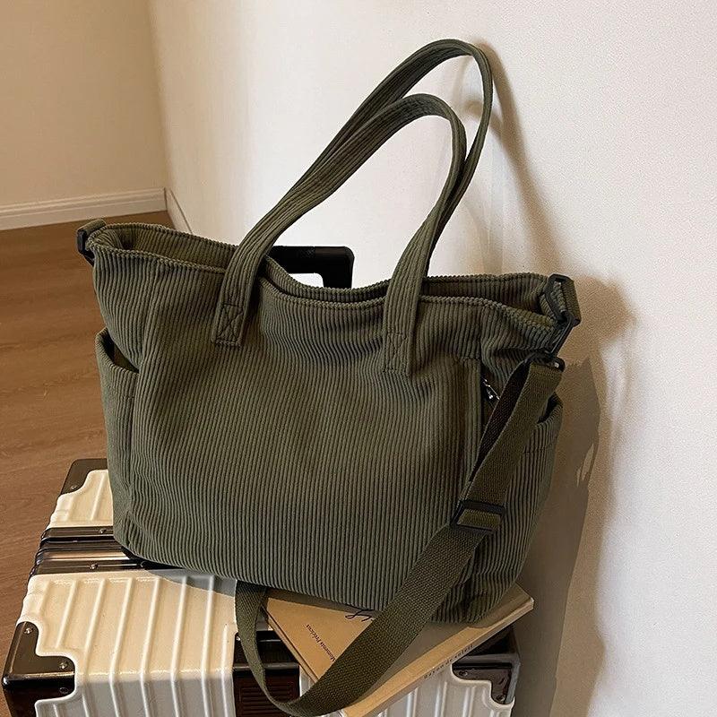 BOLSO TOTE ACANALADO ALMA CON DETALLE DE CUERDA - ZYRO