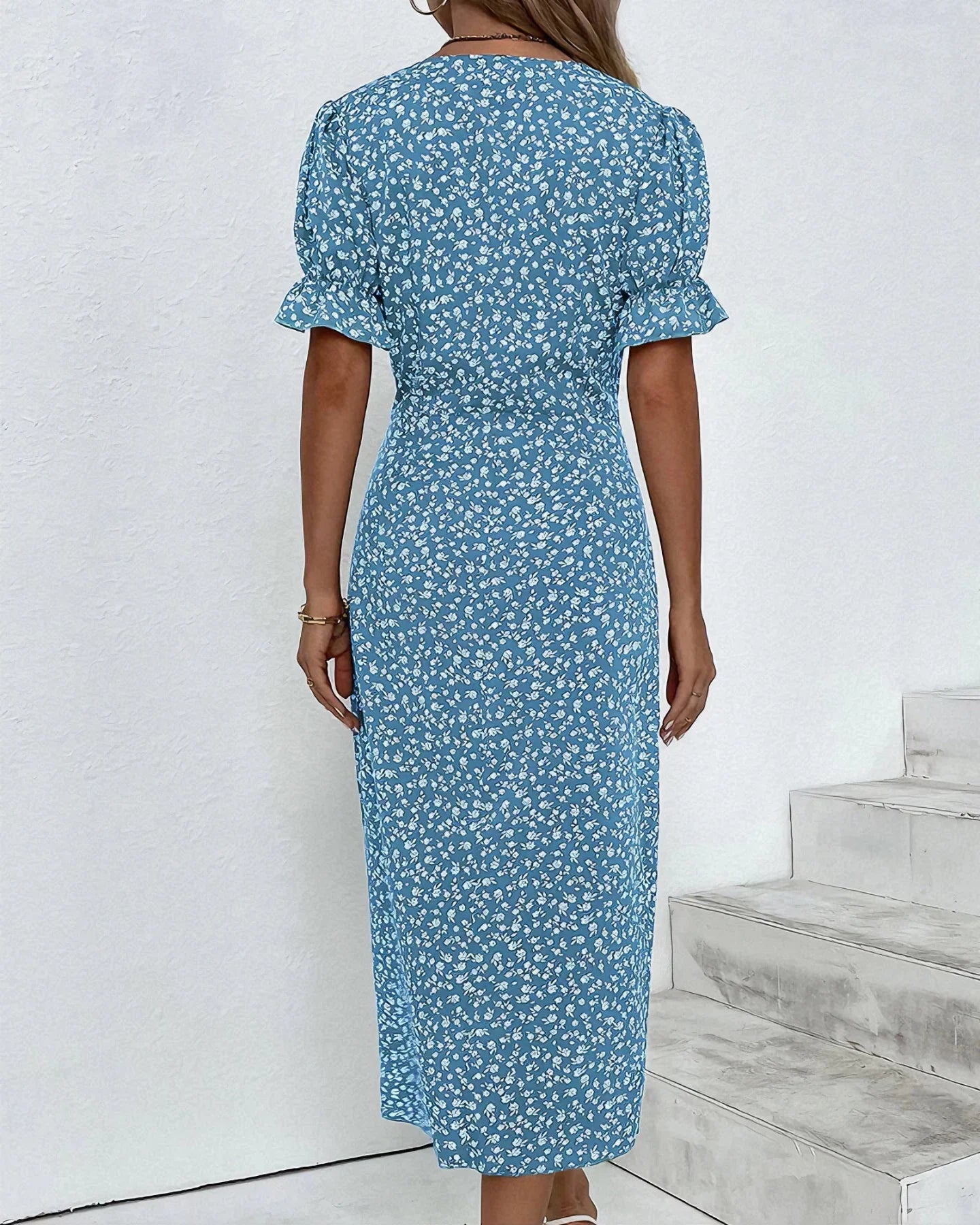TINE | VESTIDO DE MANGA CORTA FLORAL - ZYRO